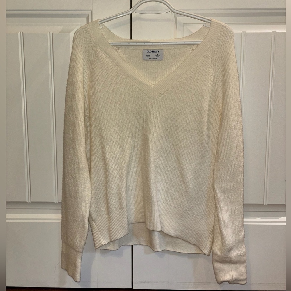Old Navy V-Neck Sweater